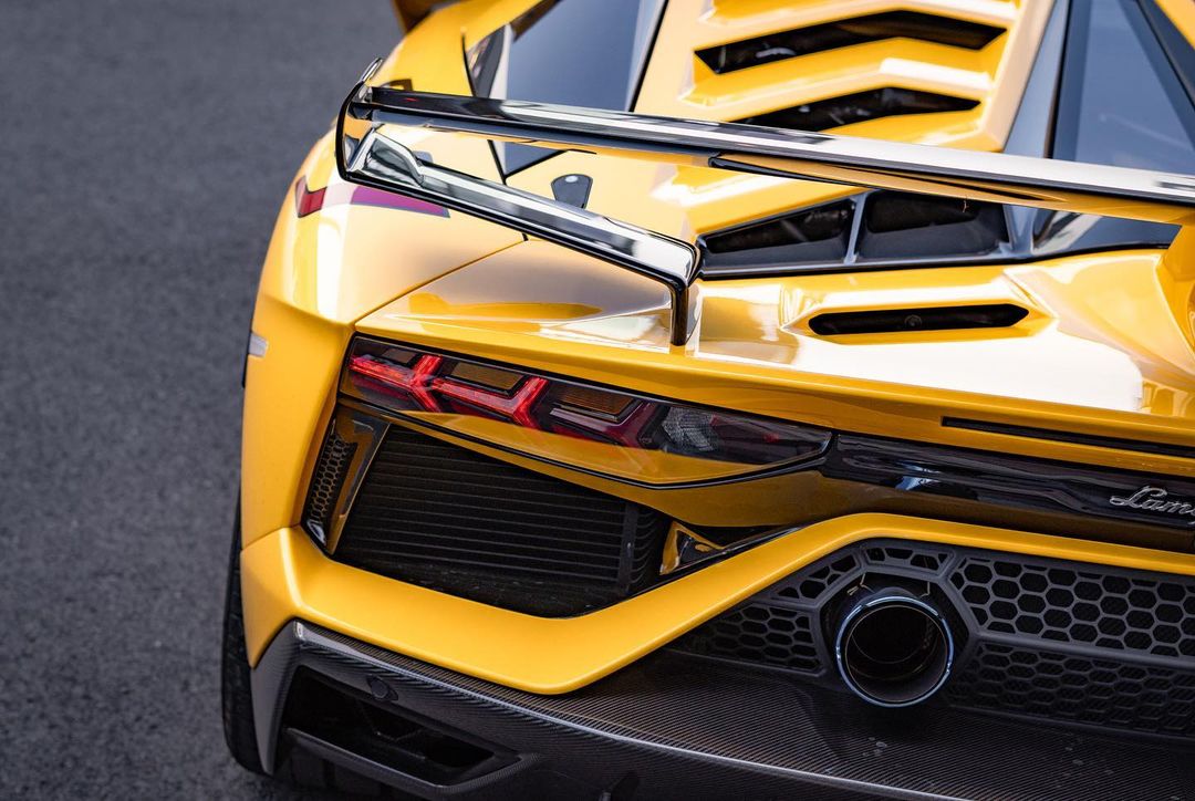 Lamborghini Aventador SVJ LP770-4 Exhaust System