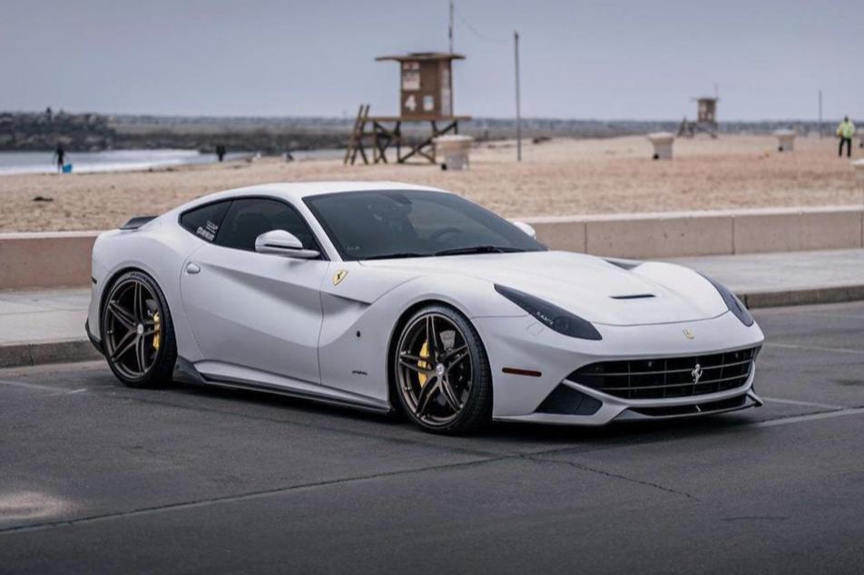 Système d'échappement Ferrari F12 Berlinetta