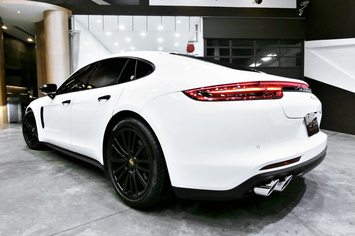 Porsche Panamera / 4 3.0T (971) Exhaust System