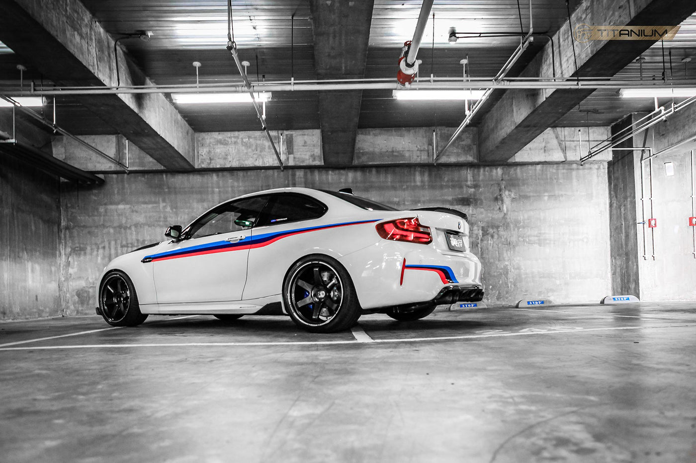BMW M2 (F87) <tc>排氣管</tc> 系統